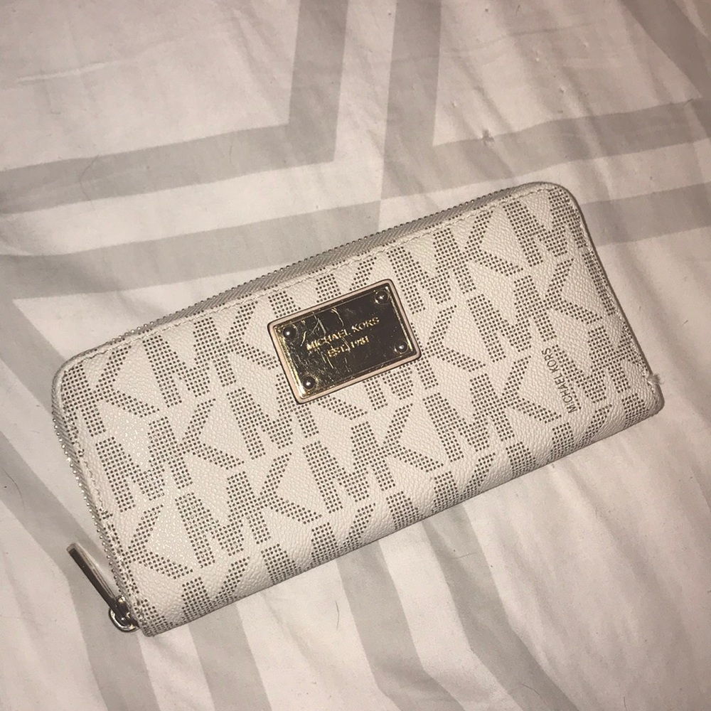 mk wallet